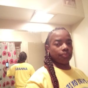 Meet your Posher, Neysa